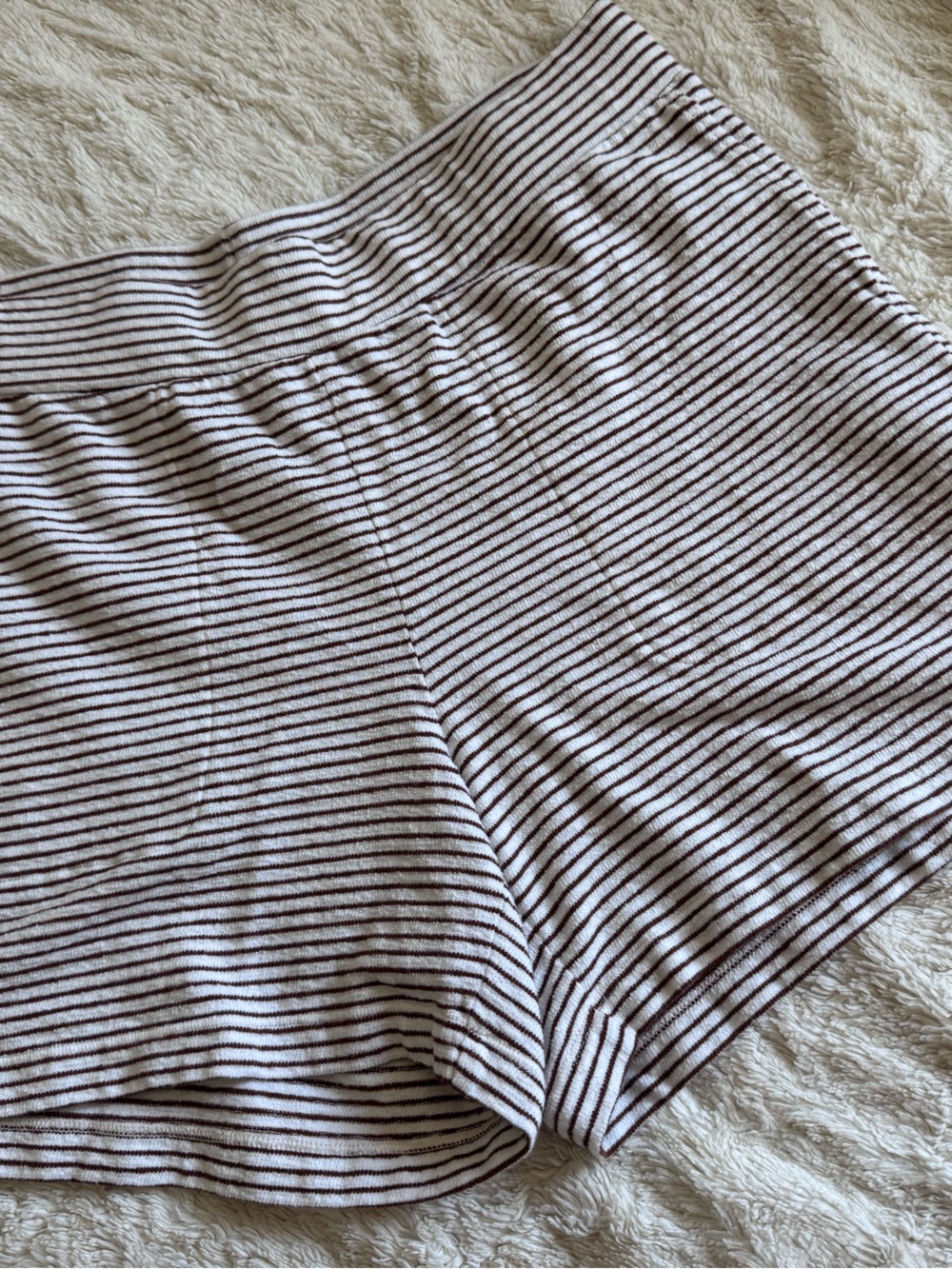 J. Jill Fit Brown & White Striped Comfy Shorts w/ Pockets